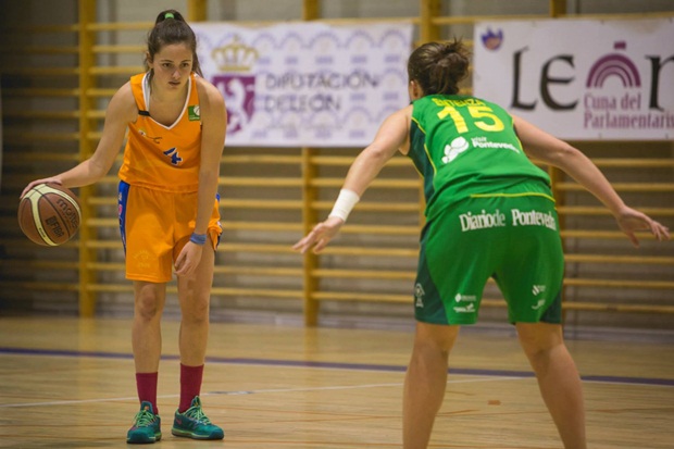 NATALIA LOPEZ PROCEDENTE DEL  PATATAS HIJOLUSA DE LEON  ÚLTIMO FICHAJE DEL CB ARXIL
