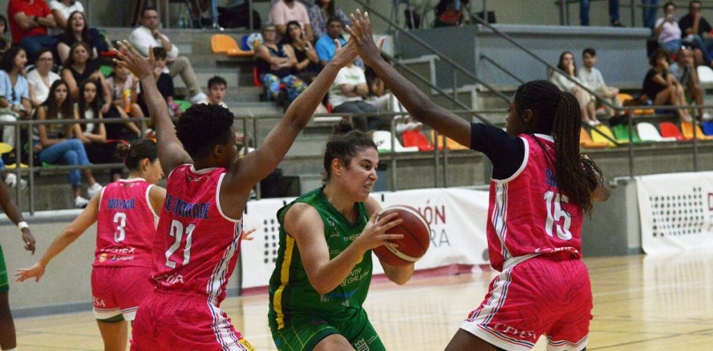 Derrota del Arxil en su estreno liguero ante el Miralvalle (54-62)
