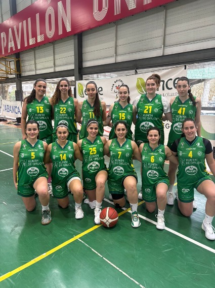 ARXIL MAFARI CAFÉ RECIBE AL GRUPO COVADONGA DE GIJON