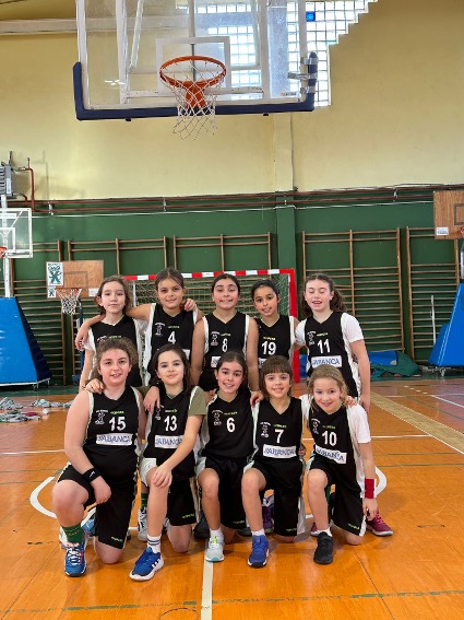PREMINI C. EL CB ARXIL A SUMA UNA VICTORIA ANTE EL ESTUDIANTES EN UNO DE LOS DERBIS