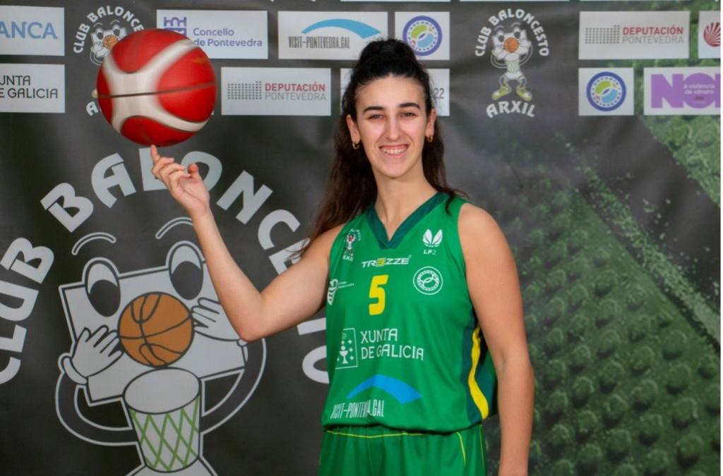 Carolina Riveiro renueva en el CB Arxil