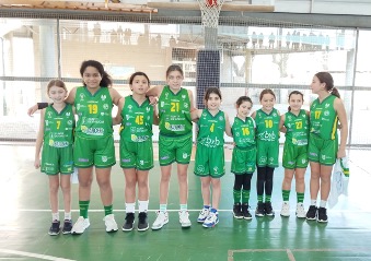 MINIBASKET AROUSA FEMENINA EL MINI B CAE POR KO