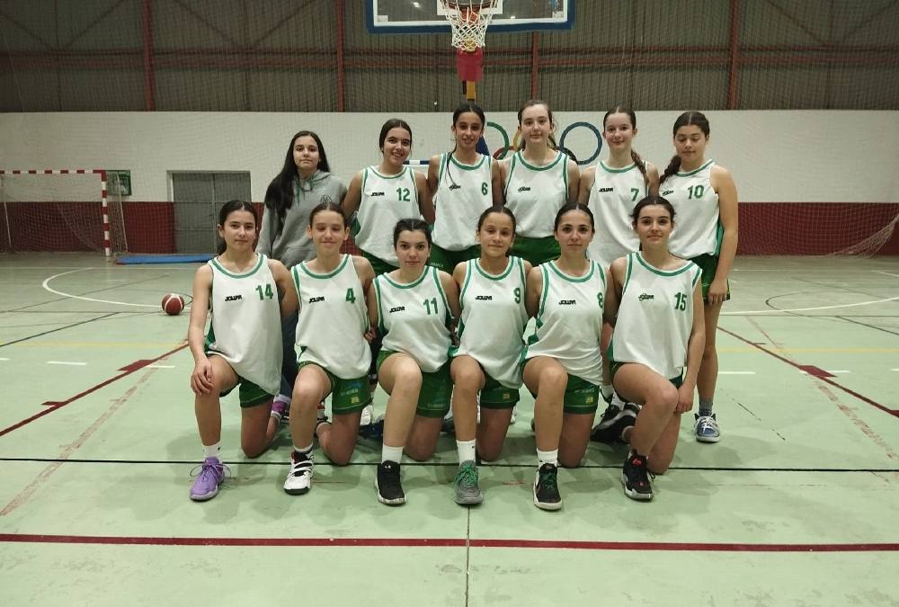 TRAS EL DESCANSO EL ARXIL SALE A GANAR EL PARTIDO